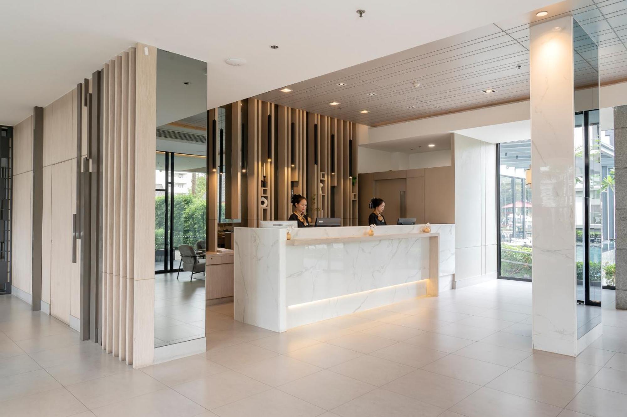Arden Hotel And Residence By At Mind Чонбури Екстериор снимка