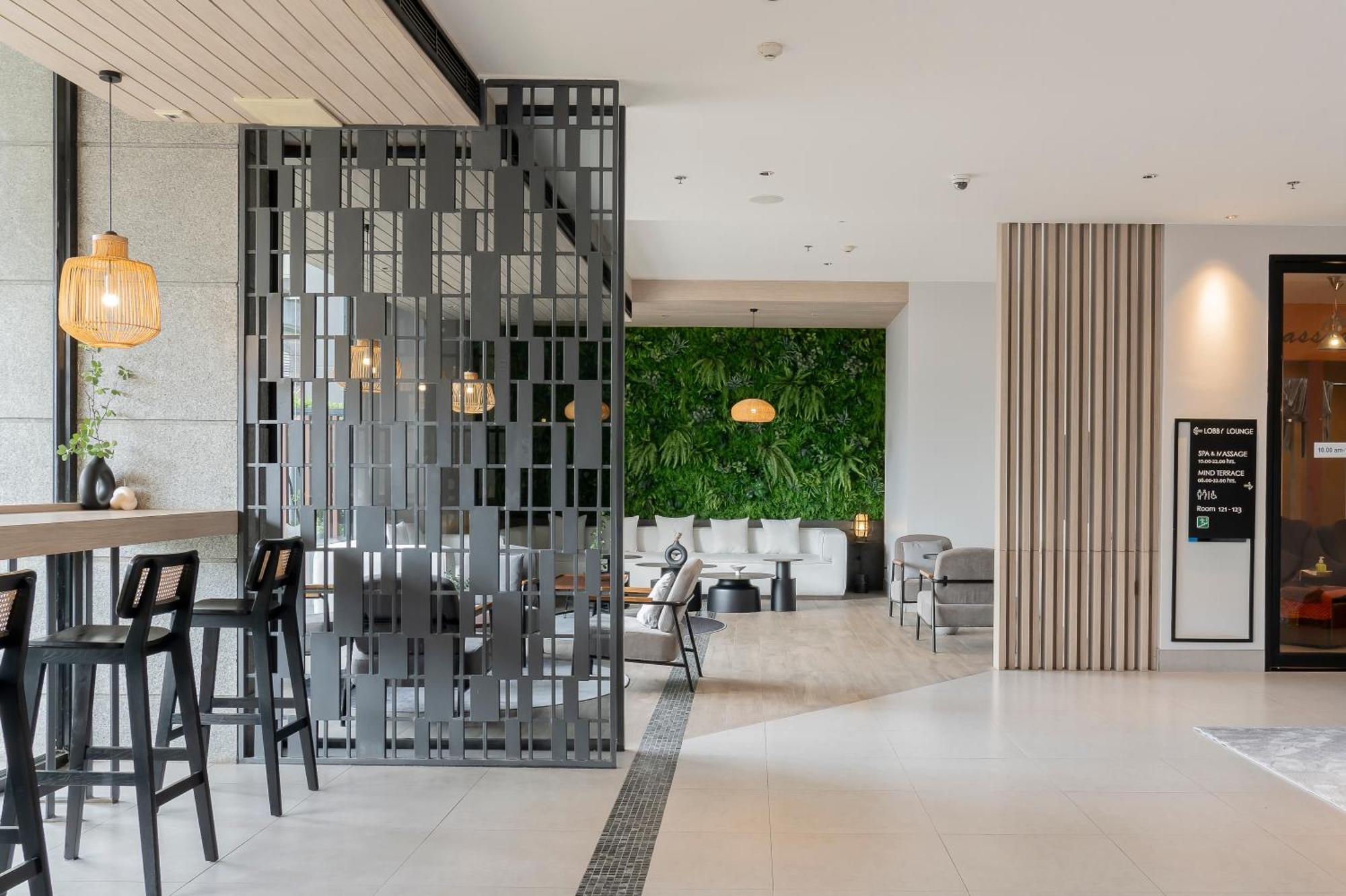 Arden Hotel And Residence By At Mind Чонбури Екстериор снимка